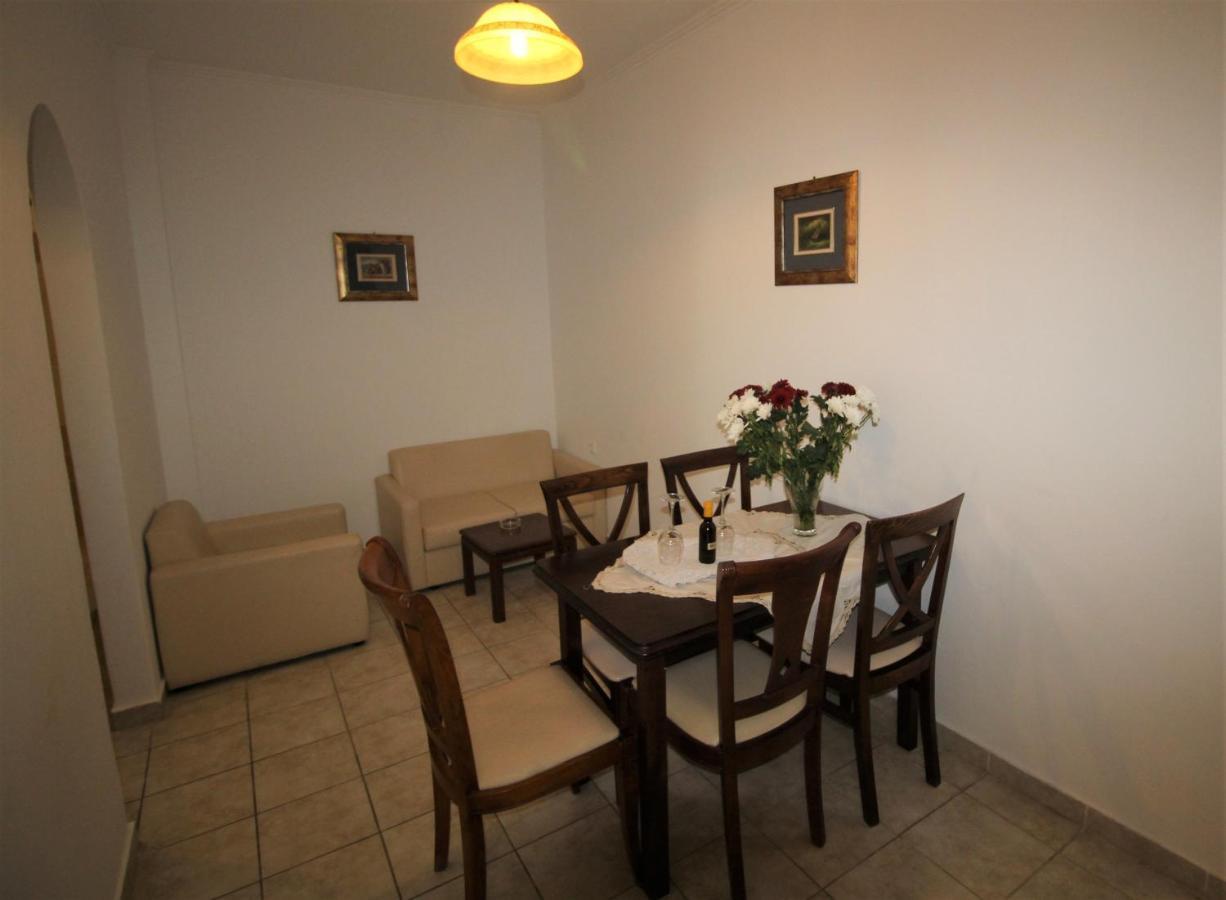 Nikki'S Studios & Apartments Moraitika Bagian luar foto