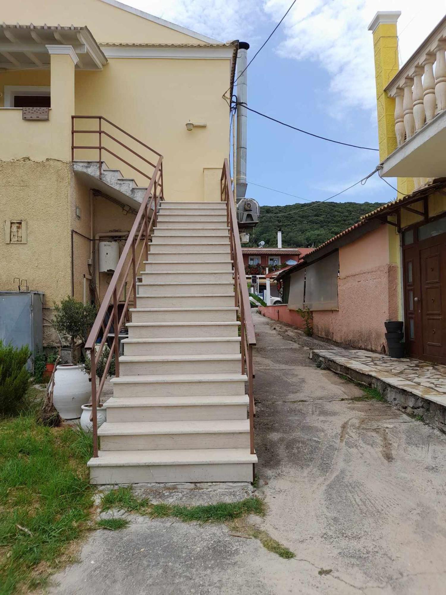 Nikki'S Studios & Apartments Moraitika Bagian luar foto